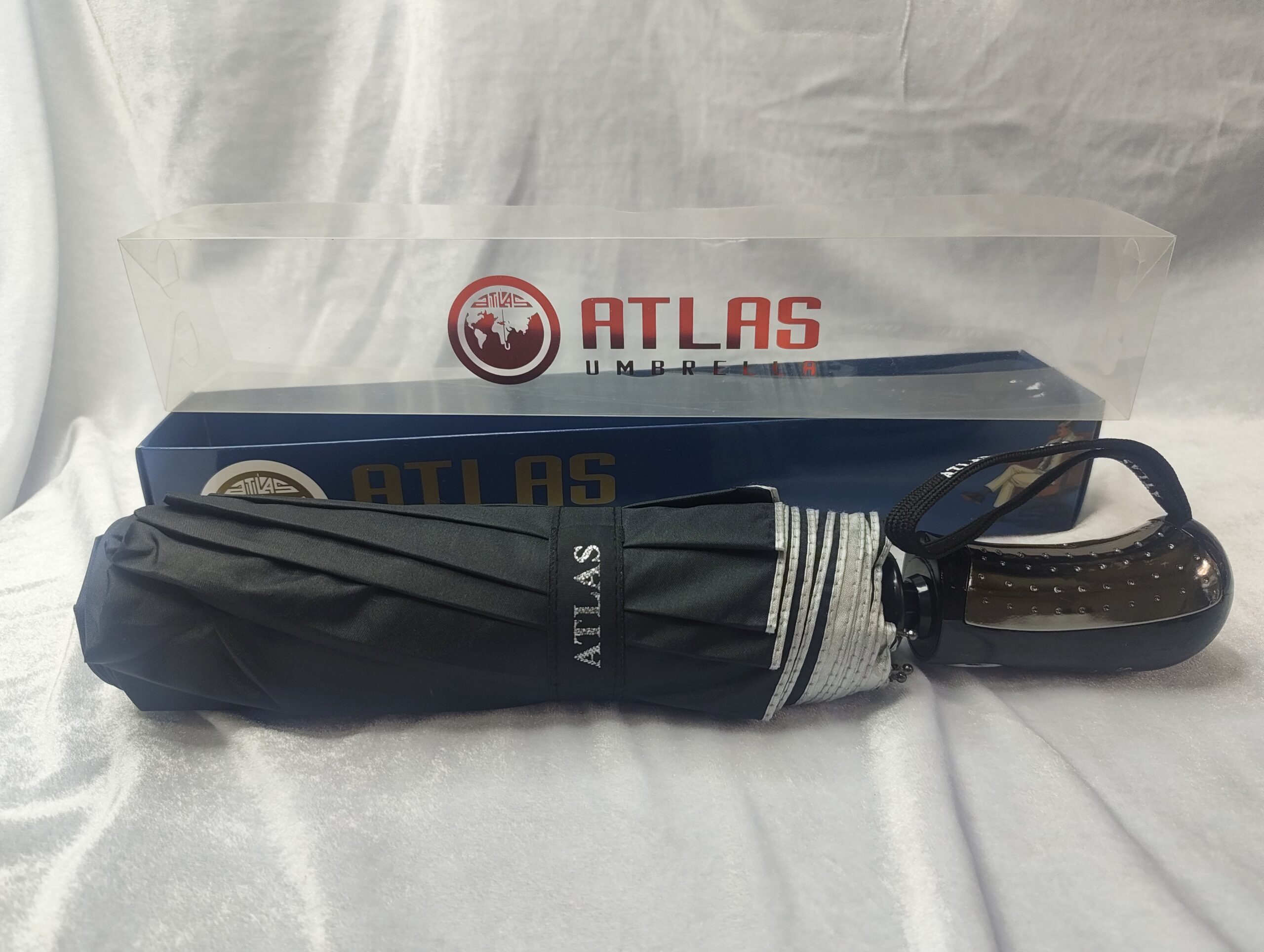 Atlas Auto Close Auto Open 3 Fold Box 10 Ribs ( Black Fabric and Silver Coated Fabric Inside )